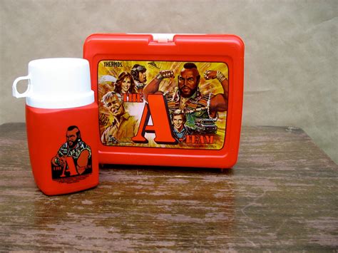 old school plastic lunch box